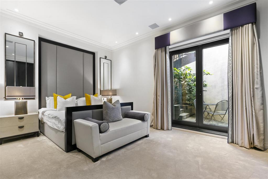 Principal Bedroom