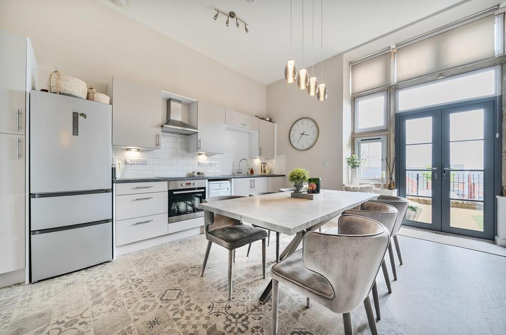 1303220-3-6840675f1ff15-ARW.jpg