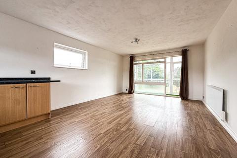 undefined, Laurel Close, Taunton