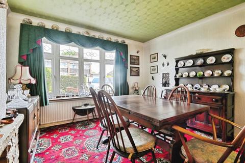 4 bedroom semi-detached house for sale, Dama Road, Fazeley, Tamworth