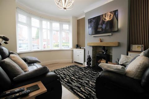 15 Circular Road, Denton, Manchester, M34 6AN