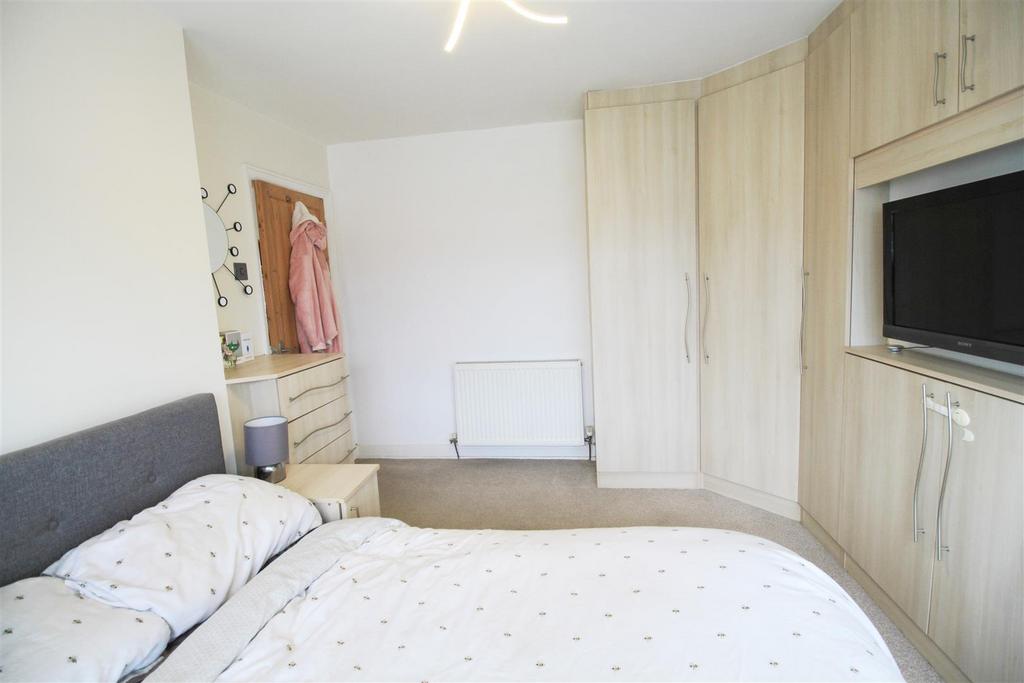 Bedroom1.jpg