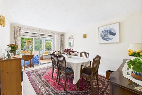 4 bedroom detached house for sale, Quail Close, Barnwood, Gloucester, Gloucestershire, GL4