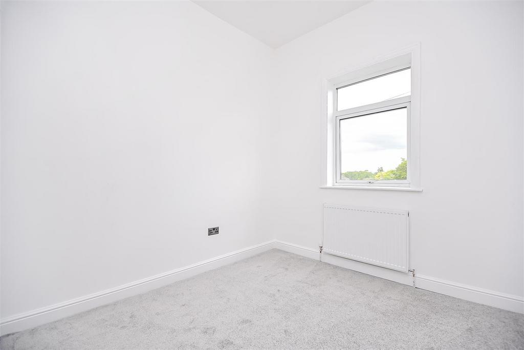 8 Manchester Road Bedroom 3.jpg