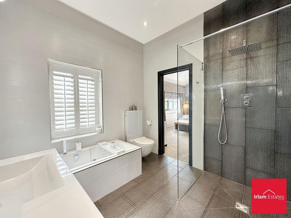 Ensuite
