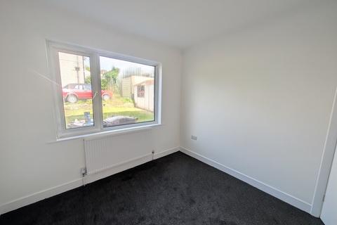 3 bedroom semi-detached house to rent, Sherwell Rise, Allerton, Bradford, BD15