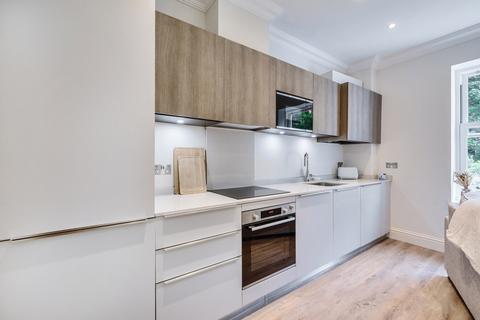 1 bedroom apartment for sale, London Road, Loudwater, High Wycombe