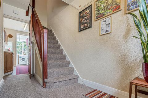 3 bedroom terraced house for sale, Maypole Crescent, Hainault