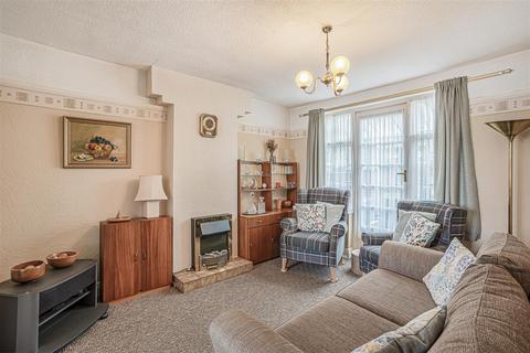 3 bedroom terraced house for sale, Maypole Crescent, Hainault