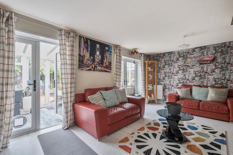 4 bedroom semi-detached house for sale, Cotswold Close, Melksham, SN12