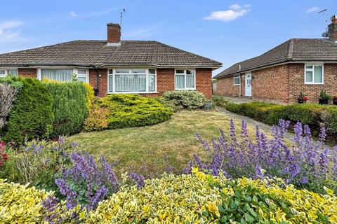 2 bedroom semi-detached bungalow for sale