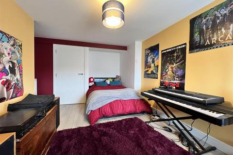 3 bedroom duplex for sale