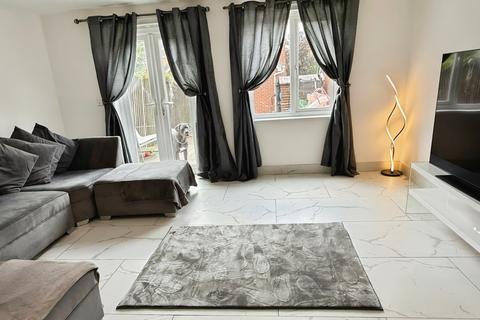 4 bedroom semi-detached house for sale, Fencote Road, Hamilton, LE5
