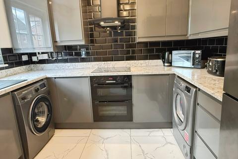 4 bedroom semi-detached house for sale, Fencote Road, Hamilton, LE5