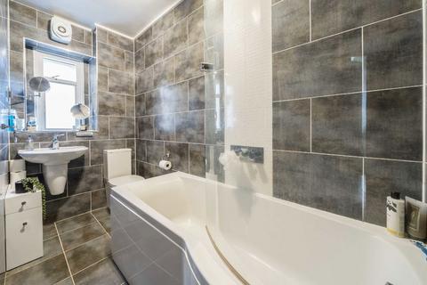 undefined, Woodville Road, London W5