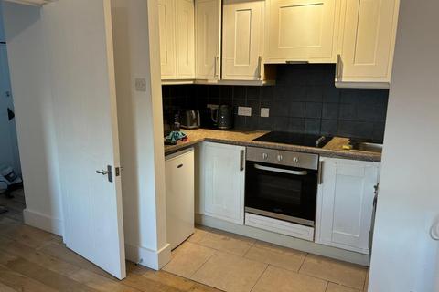 2 bedroom flat for sale, Lillie Road, London SW6