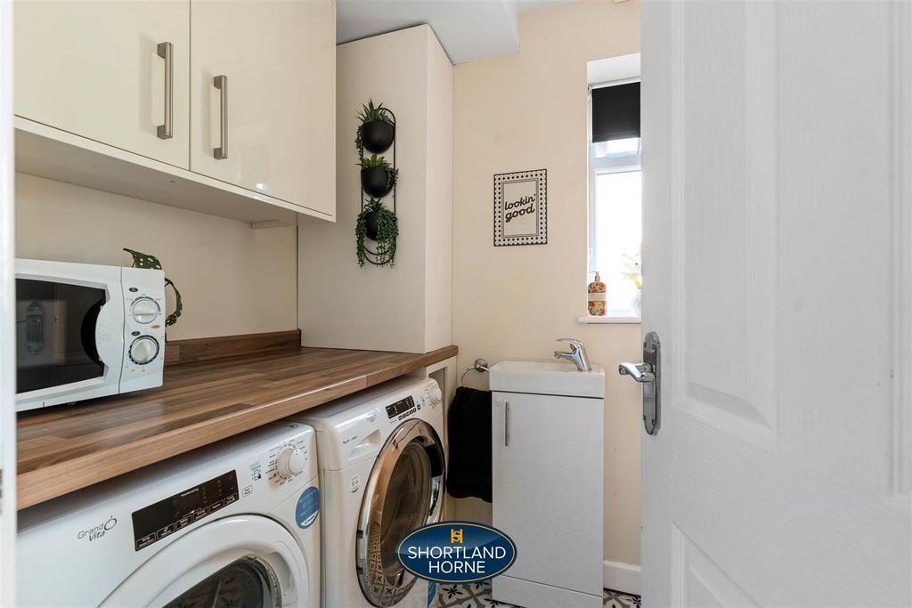 Utility Room / W.C.