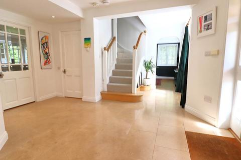 undefined, Forest Hill, Great Bedwyn, SN8 3LP