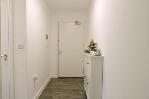 2 bedroom flat for sale, Alma Road, Enfield, (North London), EN3