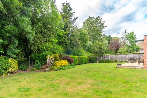 undefined, Brook End Drive, Henley in Arden, Warwickshire, B95