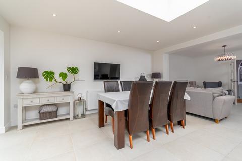 undefined, Brook End Drive, Henley in Arden, Warwickshire, B95