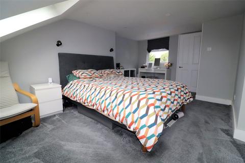 5 Vickers Road, Erith, DA8 1PH