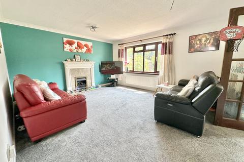 8 Elmgate Drive, Bournemouth, BH7 7EF