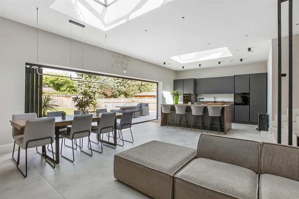 Kitchen / Diner