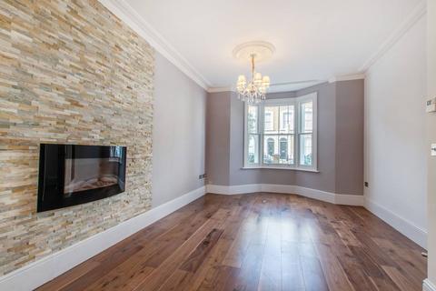 5 bedroom terraced house for sale, Dalyell Road, Brixton, London, SW9