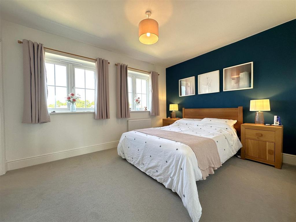 Master Bedroom 845