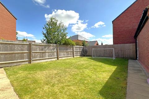 undefined, Strawberry Fields, Sutton-On-Trent, Newark