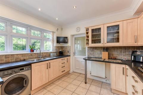 undefined, 135 Yew Tree Lane, Tettenhall, Wolverhampton, WV6 8UW