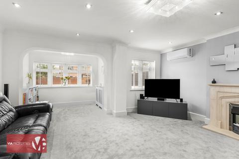 undefined, Valley Close, Waltham Abbey EN9