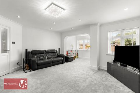 undefined, Valley Close, Waltham Abbey EN9