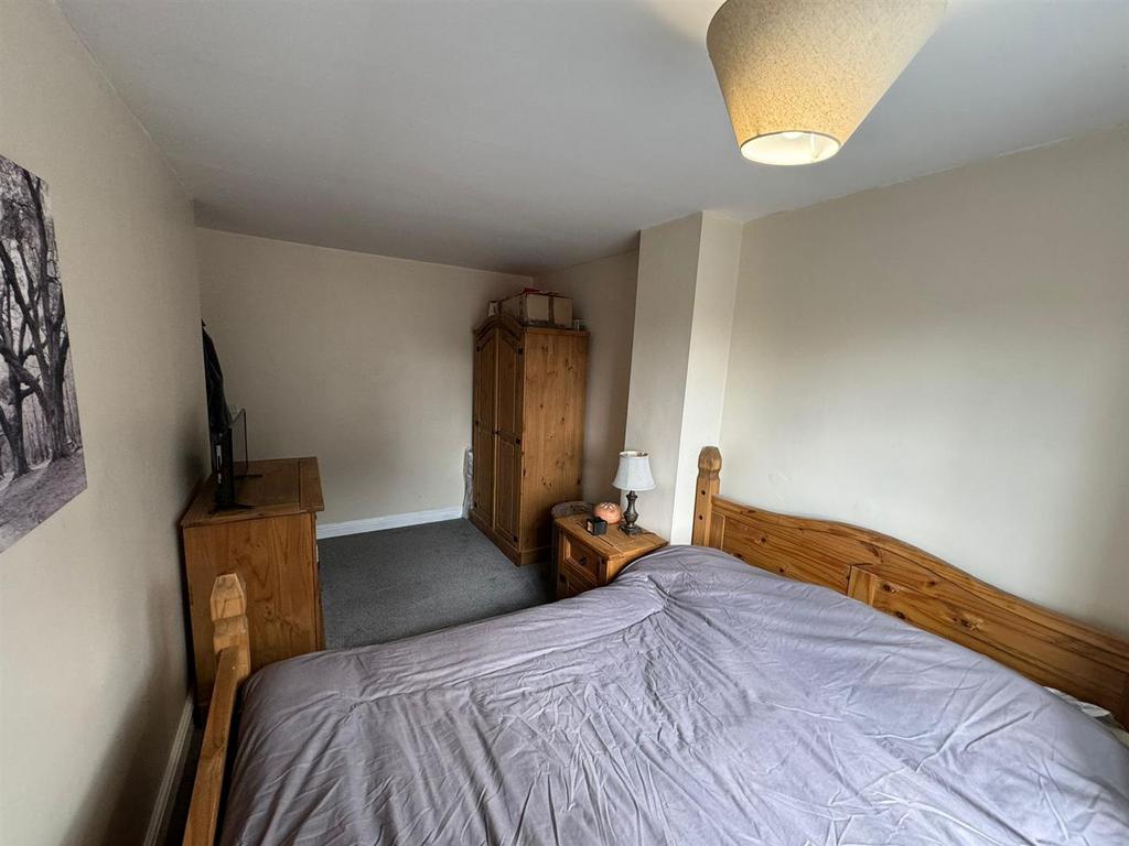 Bedroom 1 (front)
