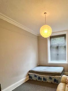 undefined, strensham hill, moseley B13