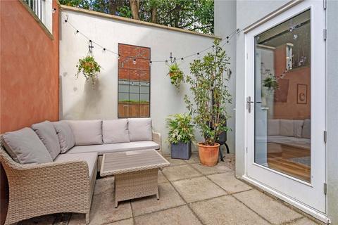 2 bedroom apartment for sale, Sandstone Quarry, Tunbridge Wells, Kent, TN1