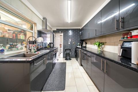 10 Tachbrook Road, Southall, UB2 5JA