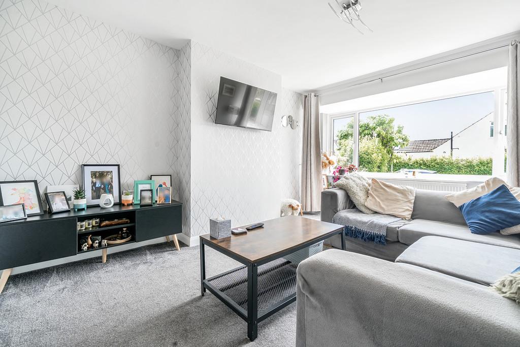 Living Room/Bedroom