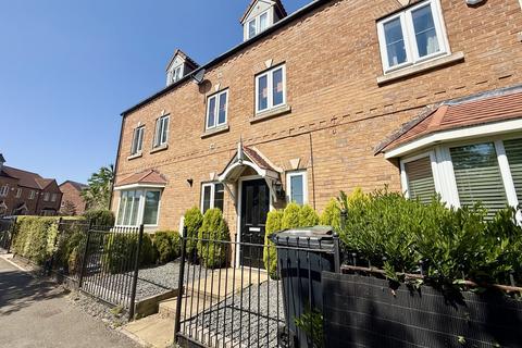 3 bedroom mews to rent, Wharf Road, Kilnhurst, Rotherham, S64