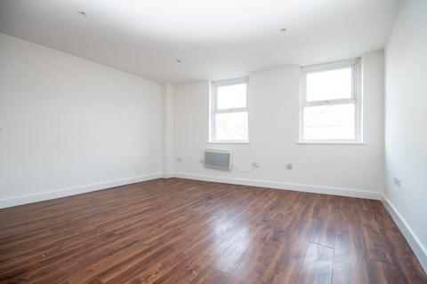 2 bedroom apartment to rent, Bridge Street, Pinner HA5