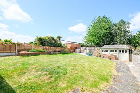 4 bedroom detached house for sale, Court Road, Orpington