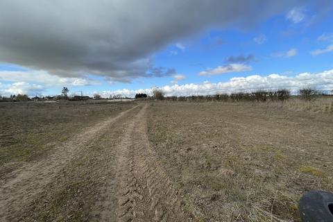 undefined, Pinchbeck