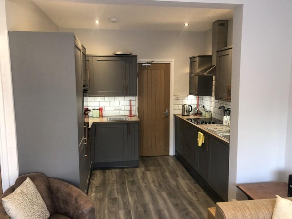 Kitchen (1)