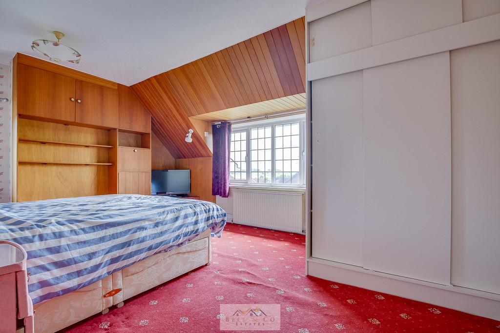 Bedroom 2.1