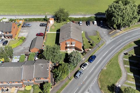 19 Firdale Road, Northwich, CW8 4AZ