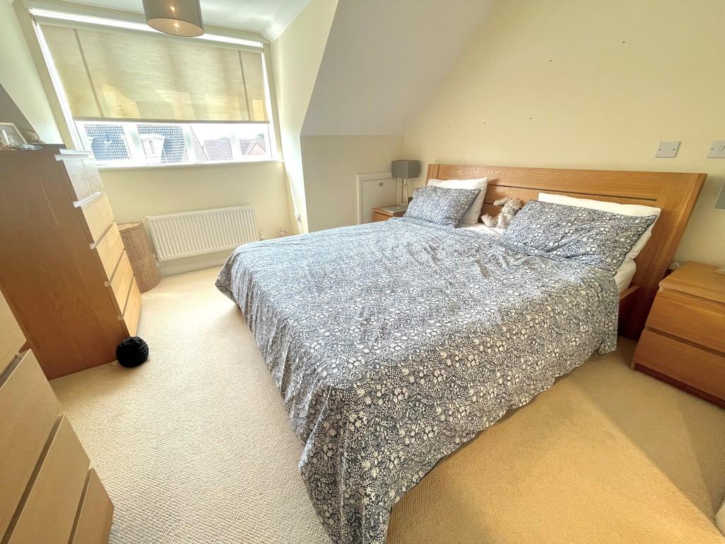 27 The Poplars Bed1 1