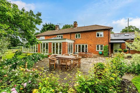 4 bedroom village house for sale, The Street, West Clandon, Guildford, Surrey, GU4 7TD