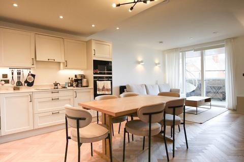 2 bedroom apartment to rent, Clifton Mansions, Park Avenue, Willesden