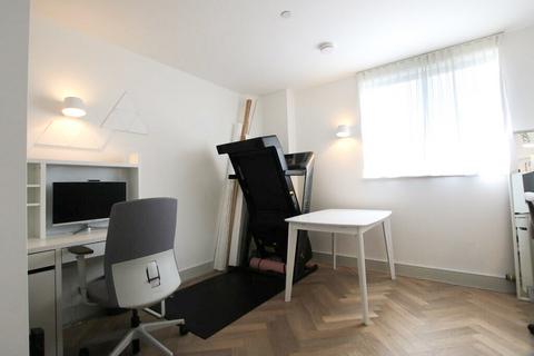 2 bedroom apartment to rent, Clifton Mansions, Park Avenue, Willesden